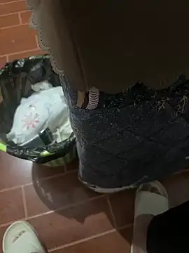 Snapshot of yingzi003 chatting on 04-02-26, 02:04 yingzi003 online show from 04-02-26, 02:04