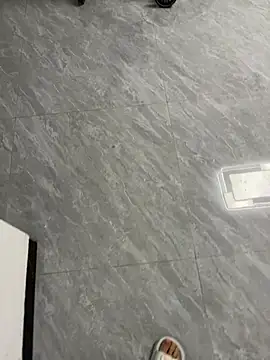 Snapshot of yingzi003 chatting on 04-14-26, 04:13 yingzi003 online show from 04-14-26, 04:13