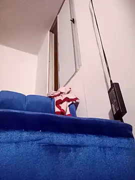 Snapshot of miguellccadena chatting on 04-16-26, 04:57 miguellccadena online show from 04-16-26, 04:57