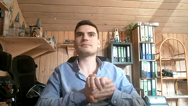 Snapshot of Dom-Lord_ chatting on 03-30-26, 10:27 Dom-Lord online show from 03-30-26, 10:27