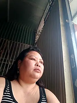 Snapshot of Monglan-c chatting on 03-29-26, 11:27 Monglan-c online show from 03-29-26, 11:27