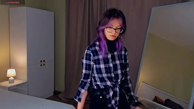 SuRenzi online show from 04-05-26, 01:30