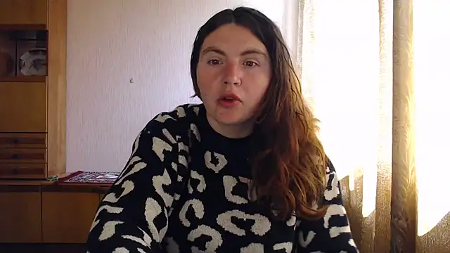 Snapshot of HettySouressx chatting on 04-16-26, 09:32 HettySouressx online show from 04-16-26, 09:32