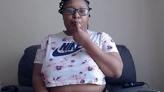 xxZoeyx online show from 11-23-25, 05:40