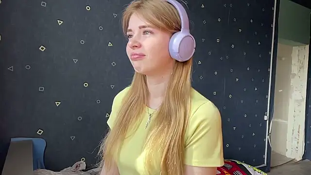 fanybuny online show from 04-02-26, 07:39