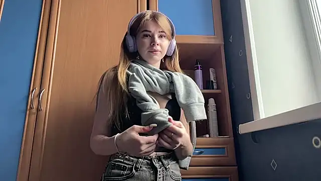 fanybuny online show from 04-03-26, 07:39