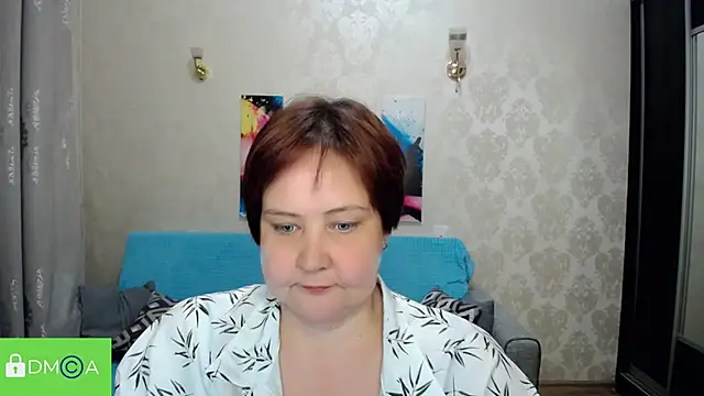 Snapshot of QUEEN02030 chatting on 04-07-26, 03:01 QUEEN02030 online show from 04-07-26, 03:01