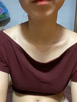 Snapshot of -Tini- chatting on 04-05-26, 02:36 -Tini- online show from 04-05-26, 02:36