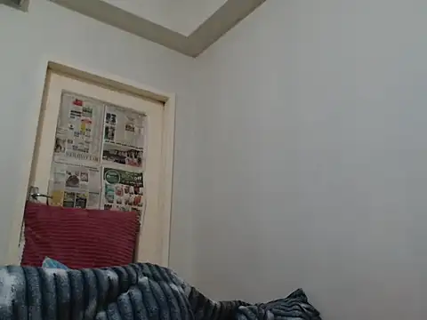 Snapshot of Kinkydarkberry chatting on 04-13-26, 03:34 Kinkydarkberry online show from 04-13-26, 03:34