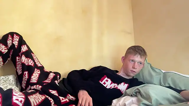 Snapshot of dreamy_devi1 chatting on 04-16-26, 02:29 dreamy devi1 online show from 04-16-26, 02:29