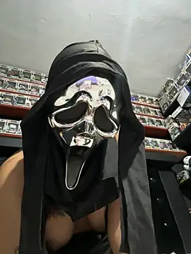 Snapshot of DulceLuaXxx chatting on 04-12-26, 02:38 DulceLuaXxx online show from 04-12-26, 02:38