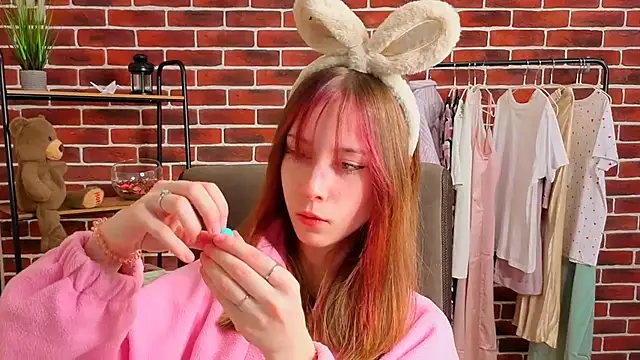 Snapshot of JudyyCarroll chatting on 04-10-26, 12:10 JudyyCarroll online show from 04-10-26, 12:10