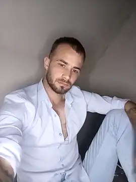 Snapshot of Fabika15 chatting on 04-06-26, 06:53 Fabika15 online show from 04-06-26, 06:53