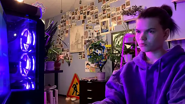 DarylLarrow online show from 04-01-26, 06:16