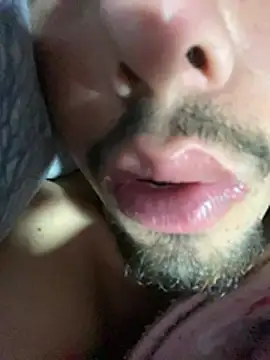 youmeloveyou online show from 04-05-26, 05:54