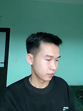 tuanhip online show from 04-04-26, 01:04