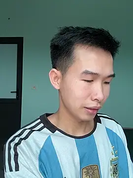 tuanhip online show from 04-05-26, 03:04