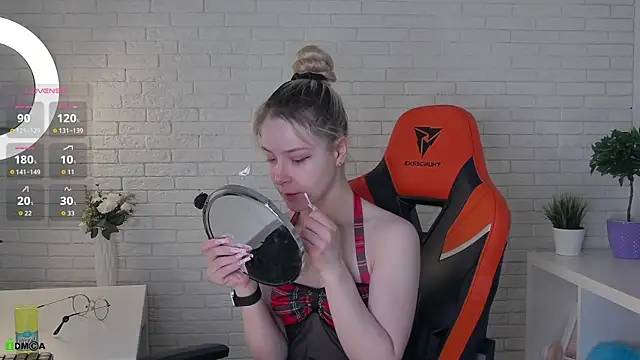 AmmyShaw online show from 04-04-26, 04:33