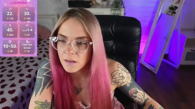 Snapshot of TerryMorris chatting on 04-02-26, 06:44 TerryMorris online show from 04-02-26, 06:44