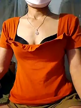 Snapshot of Mi-Tiffiny chatting on 04-03-26, 03:10 Mi-Tiffiny online show from 04-03-26, 03:10