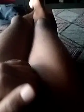 Snapshot of JJM29 chatting on 04-12-26, 07:57 JJM29 online show from 04-12-26, 07:57