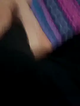 Snapshot of minkzz0 chatting on 04-04-26, 02:36 minkzz0 online show from 04-04-26, 02:36