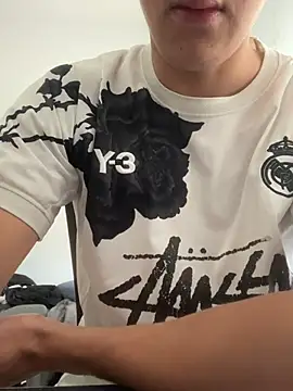 Snapshot of YorSexboy777 chatting on 04-04-26, 10:46 YorSexboy777 online show from 04-04-26, 10:46