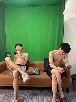 wxh8866 online show from 04-06-26, 03:15