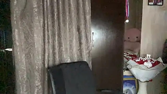 SophieNiktashu online show from 04-05-26, 12:13