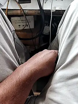 Snapshot of X-boy-11 chatting on 04-06-26, 10:27 X-boy-11 online show from 04-06-26, 10:27