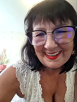 LaliaMia online show from 10-14-25, 10:16