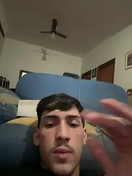 Dilofauro online show from 04-06-26, 02:42