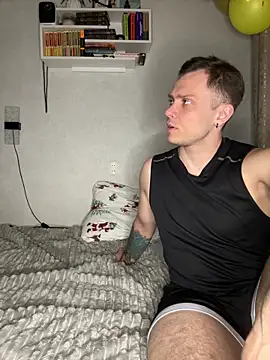 Snapshot of Santas-Ammy chatting on 04-08-26, 01:22 Santas-Ammy online show from 04-08-26, 01:22