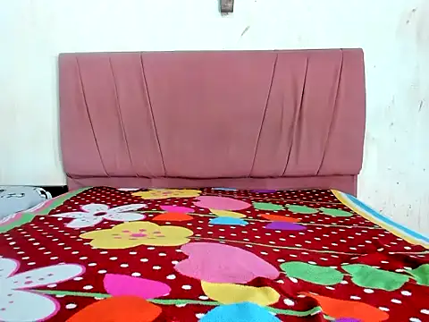 Junior bebe online show from 04-09-26, 02:11