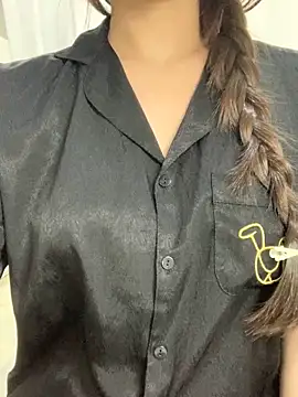 Snapshot of Mon2k-sayhi chatting on 04-13-26, 03:06 Mon2k-sayhi online show from 04-13-26, 03:06