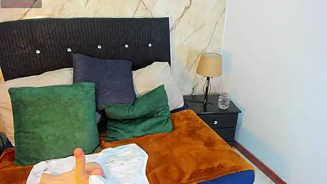 Snapshot of hasley_cute chatting on 04-07-26, 07:36 hasley cute online show from 04-07-26, 07:36