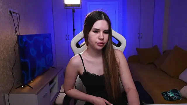 Justana online show from 04-07-26, 02:12