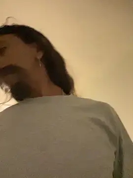 Snapshot of HDGarc chatting on 04-08-26, 05:18 HDGarc online show from 04-08-26, 05:18