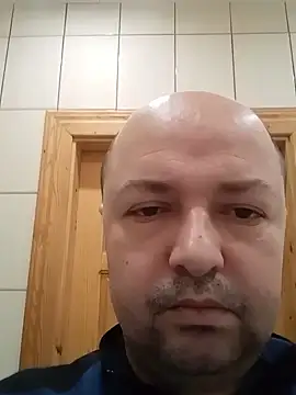 Snapshot of Luceriusbigass chatting on 12-28-24, 03:37 Luceriusbigass online show from 12-28-24, 03:37