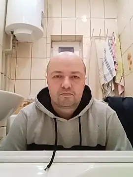 Snapshot of Luceriusbigass chatting on 01-19-25, 03:32 Luceriusbigass online show from 01-19-25, 03:32