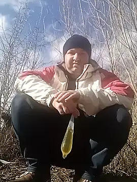 Snapshot of Luceriusbigass chatting on 01-29-25, 11:41 Luceriusbigass online show from 01-29-25, 11:41