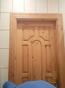 Snapshot of Luceriusbigass chatting on 02-12-25, 04:44 Luceriusbigass online show from 02-12-25, 04:44