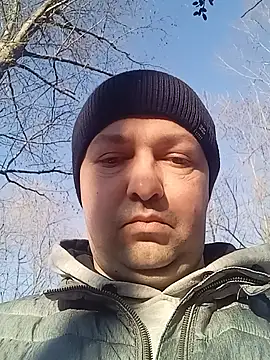 Snapshot of Luceriusbigass chatting on 03-06-25, 03:13 Luceriusbigass online show from 03-06-25, 03:13