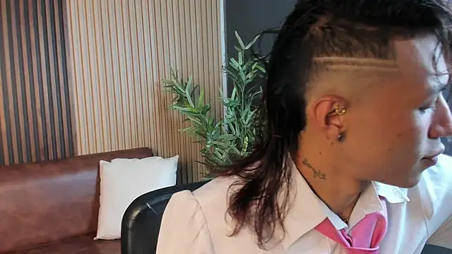 Snapshot of daxonrey chatting on 04-10-26, 08:46 daxonrey online show from 04-10-26, 08:46