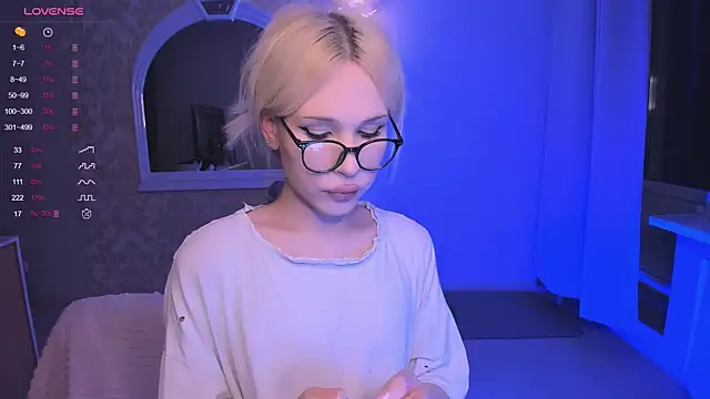 Snapshot of kristiallsooppp chatting on 04-08-26, 05:46 kristiallsooppp online show from 04-08-26, 05:46