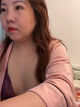 yhan1314 online show from 04-11-26, 07:45