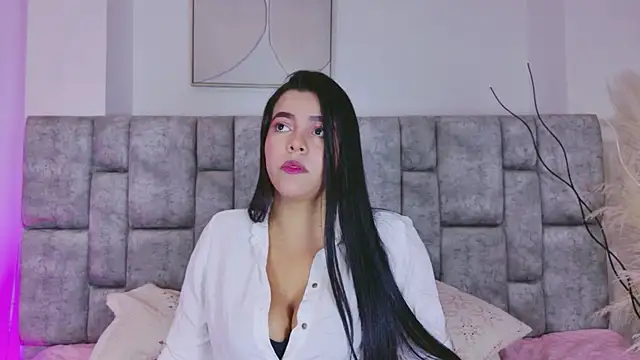 Snapshot of FloraKamelia chatting on 04-10-26, 08:13 FloraKamelia online show from 04-10-26, 08:13