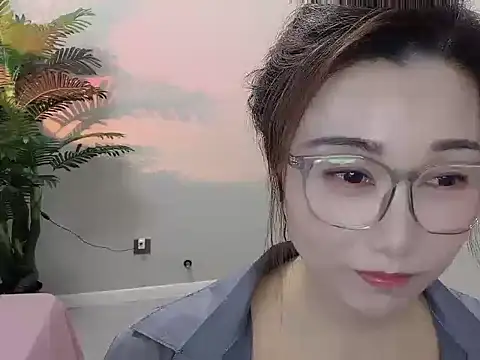 Yunxi- online show from 04-15-26, 01:34