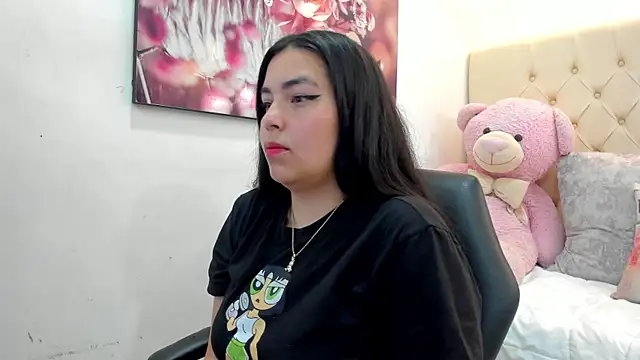 luna bloomm  online show from 04-14-26, 04:07