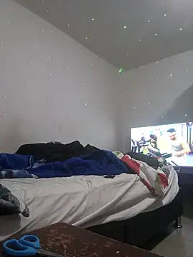 angelplu online show from 04-13-26, 06:02